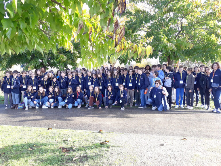 Photo de groupe de l'Assomption Bordeaux à l'Unisson